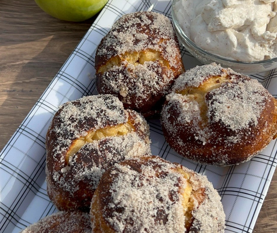 Apple Crisp Bombs